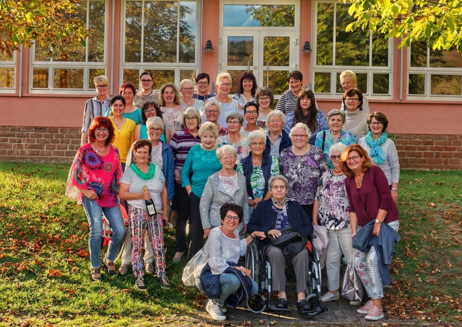 Frauengemeinschaft Bruch Fotor 20181031